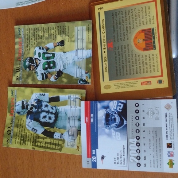 2 for $20😕Football Cards& Stickers - Picture 2 of 3